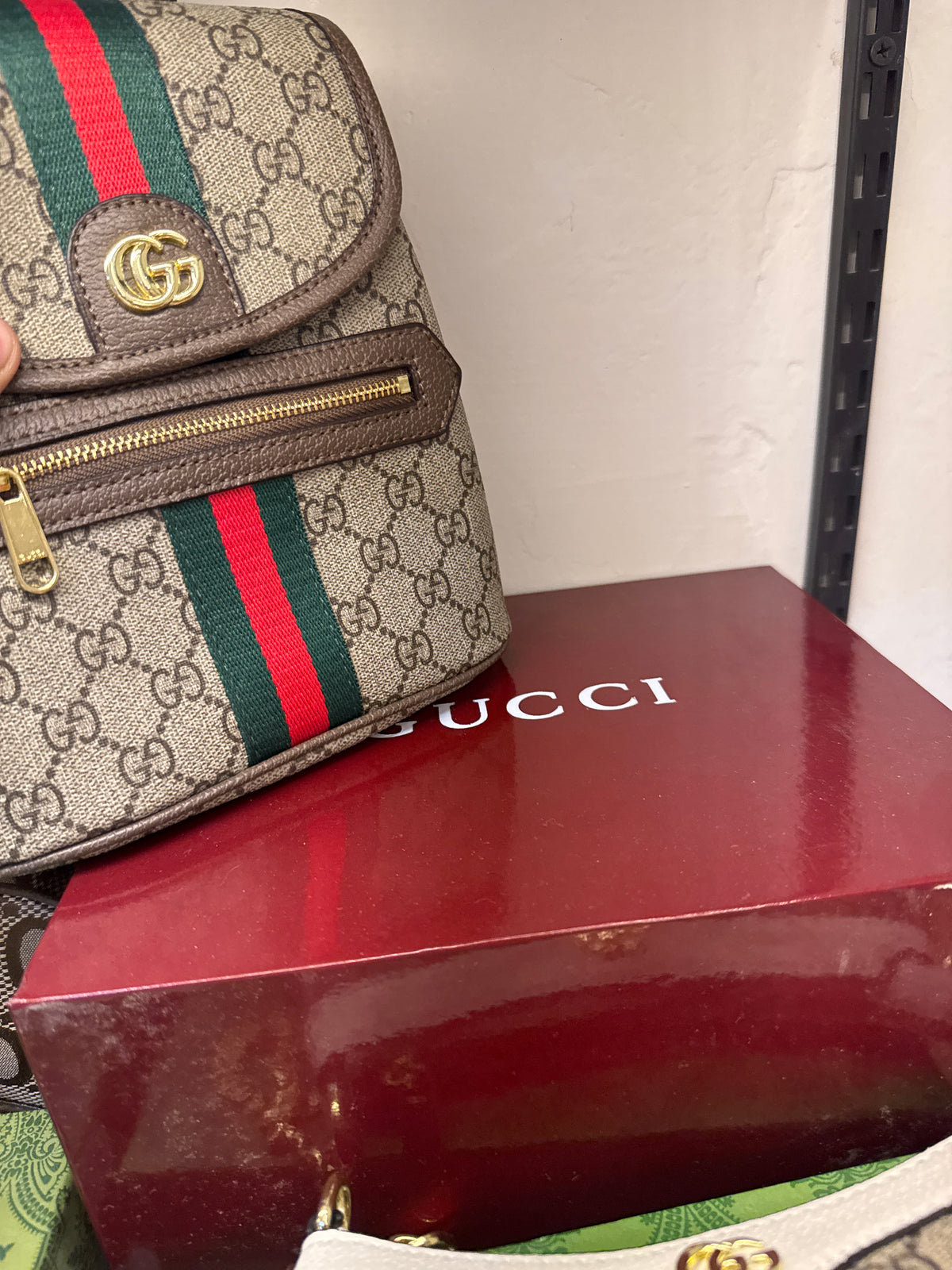 Gucci Ophidia Small Backpack in GG Supreme Canvas – Beige / Ebony Brown