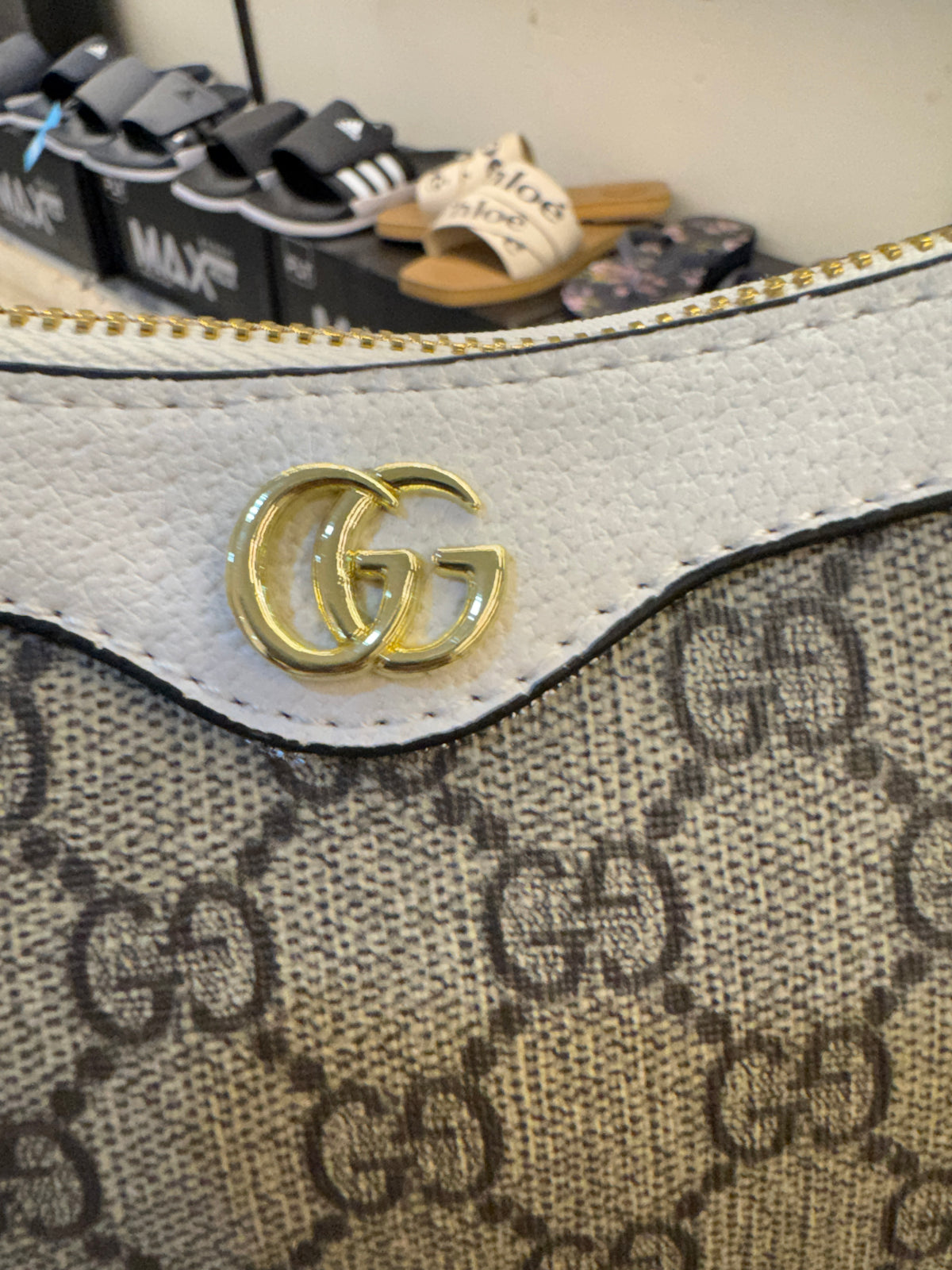 Gucci Ophidia Mini Shoulder Bag in GG Supreme Canvas – Beige / White