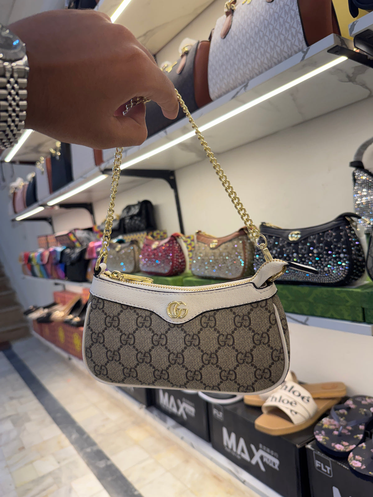 Gucci Ophidia Mini Shoulder Bag in GG Supreme Canvas – Beige / White