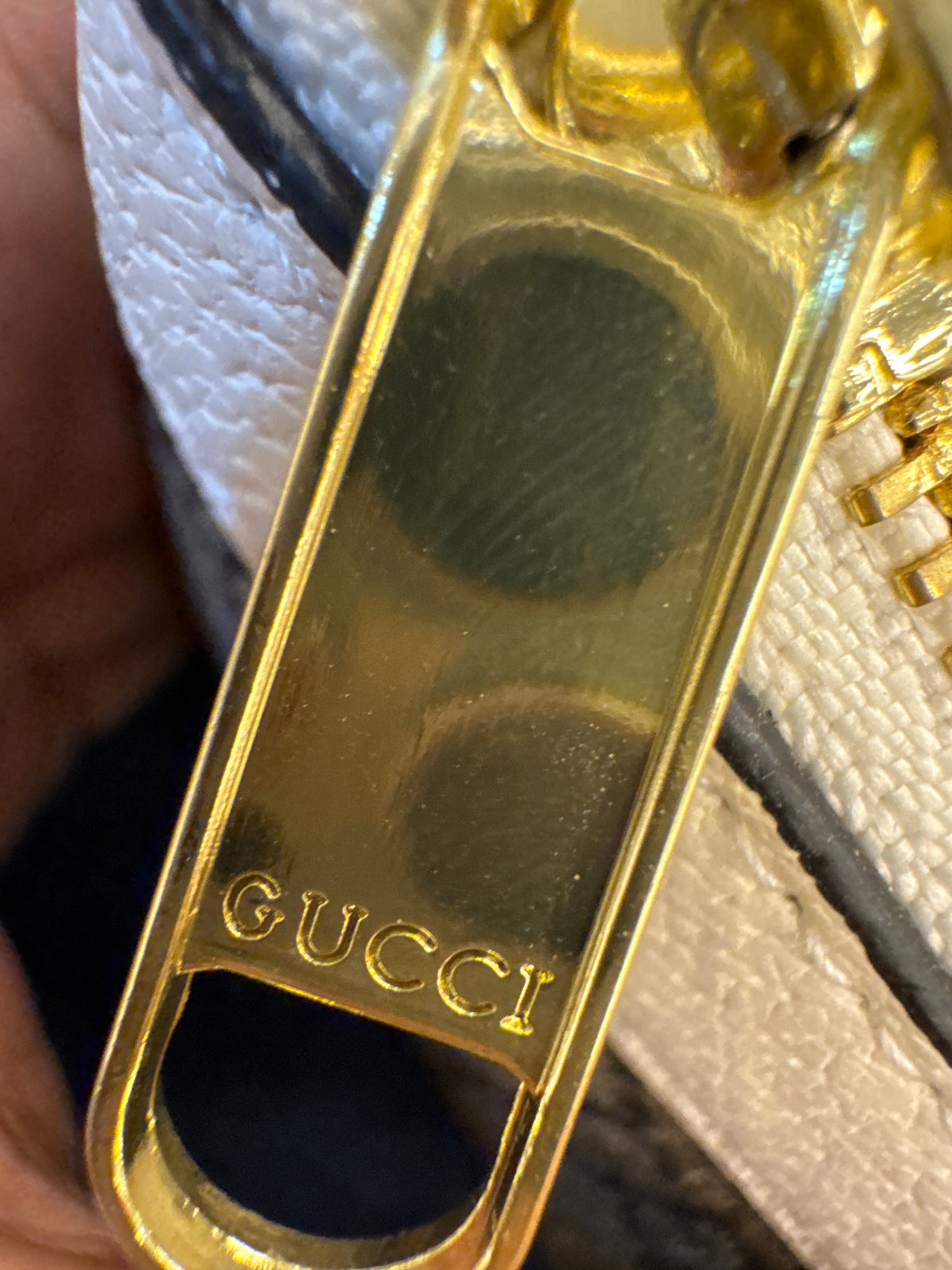 Gucci Ophidia Mini Shoulder Bag in GG Supreme Canvas – Beige / White