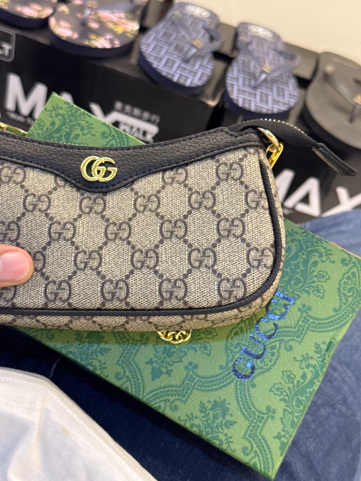 Gucci Ophidia Mini Shoulder Bag in GG Supreme Canvas – Beige / Black