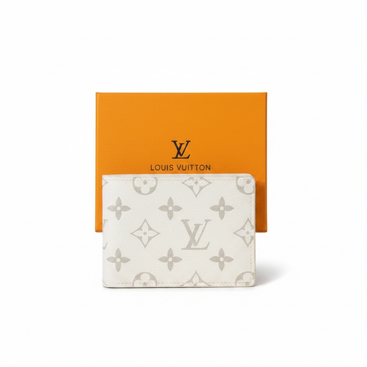 White Wallet White BG
